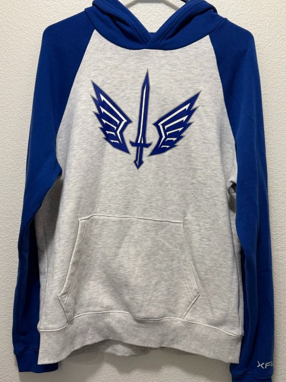 St Louis Battlehawks gray and blue hoodie, XFL, kangaroo pocket, unisex Large